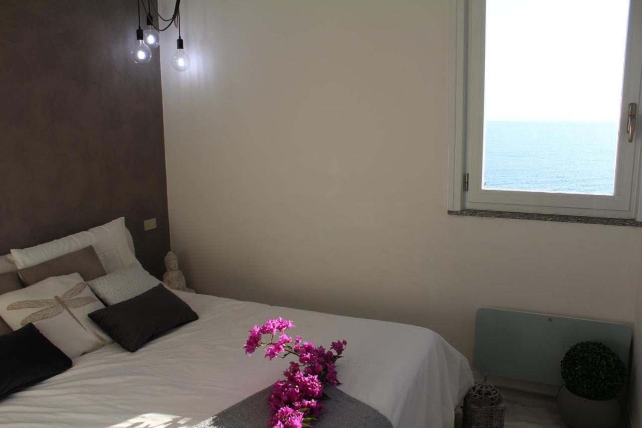 Conca Verde C21- Beach Front Little Villas Pool, Private Jacuzzi Sea View Marina dʼMarina dʼAndora Eksteriør billede